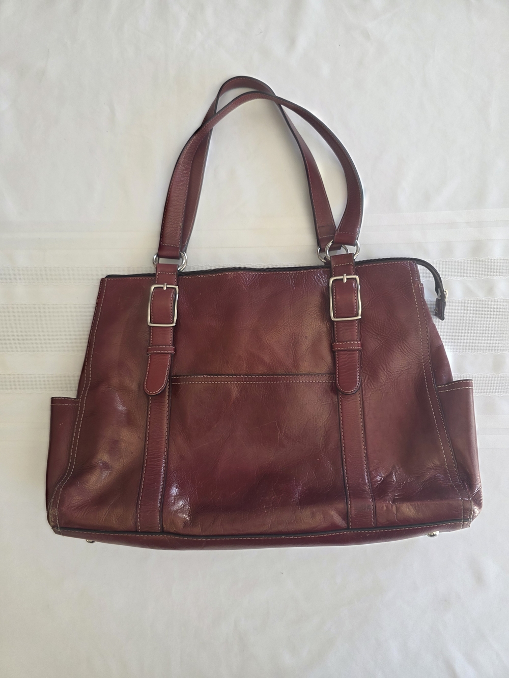 VTG Y2K Fossil Burgundy Leather Tote Pockets Bottom Studs Authentic